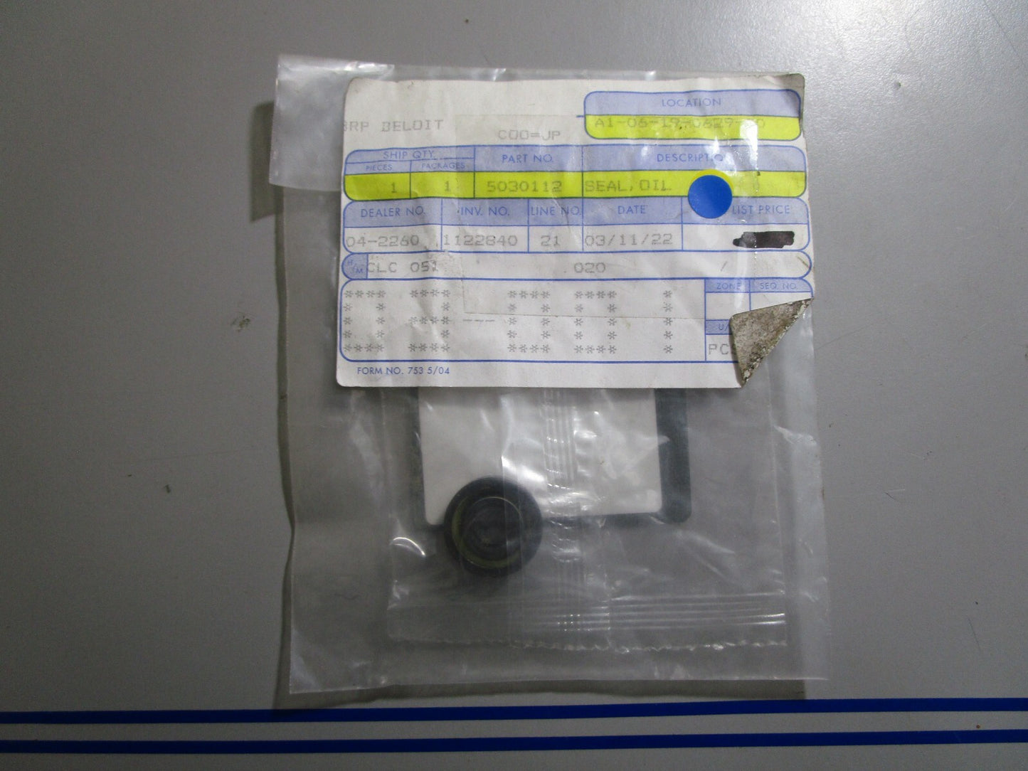 *NEW OEM* 0810 OMC Johnson Evinrude Oil Seal 5030112