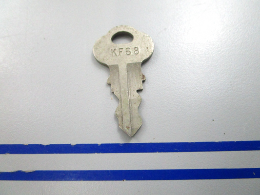 NEW OEM 501583 0501583 OMC Johnson Evinrude KF68 Ignition Key 0810