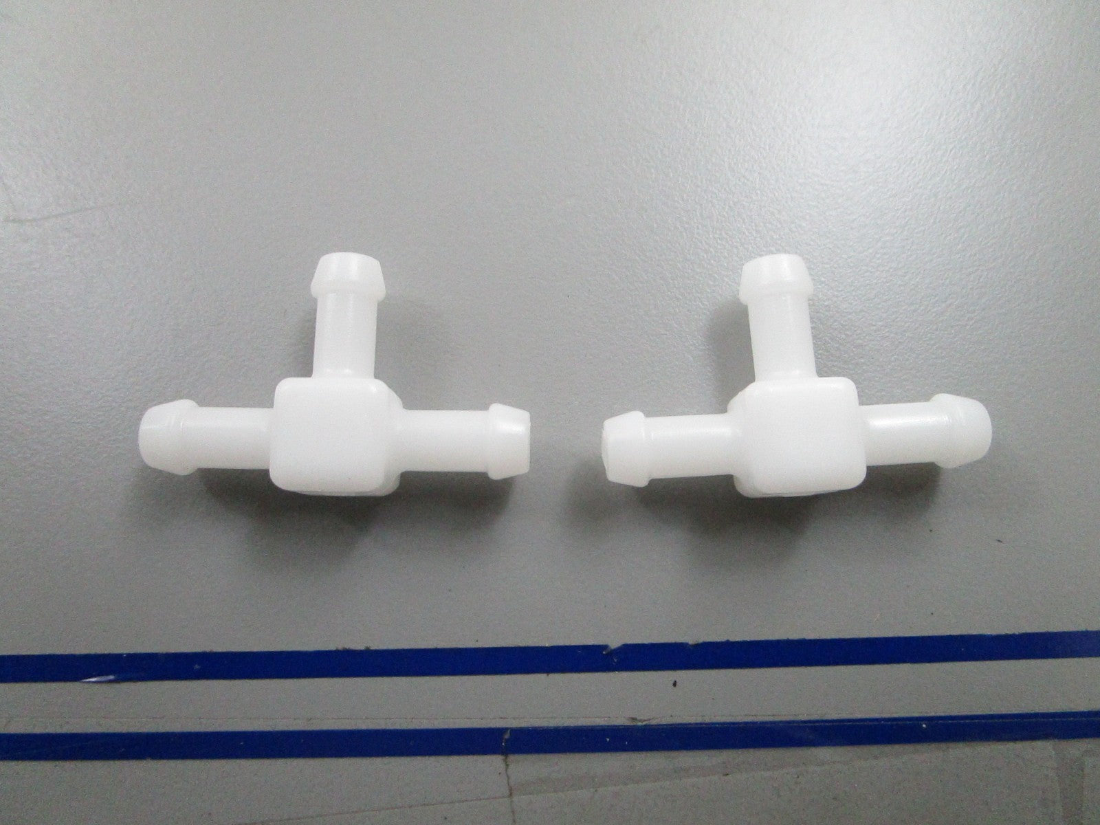 *NEW* (LOT OF 2) 0810 Ski-Doo T-Fitting 414729300