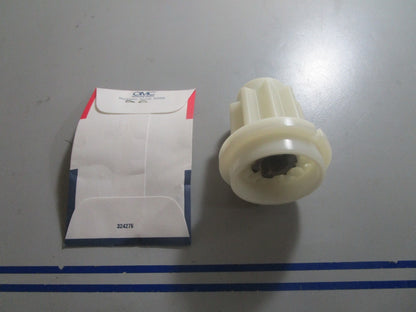 *NEW OEM* 0810 OMC Johnson Evinrude Clutch Hub & Tag 391598 0391598