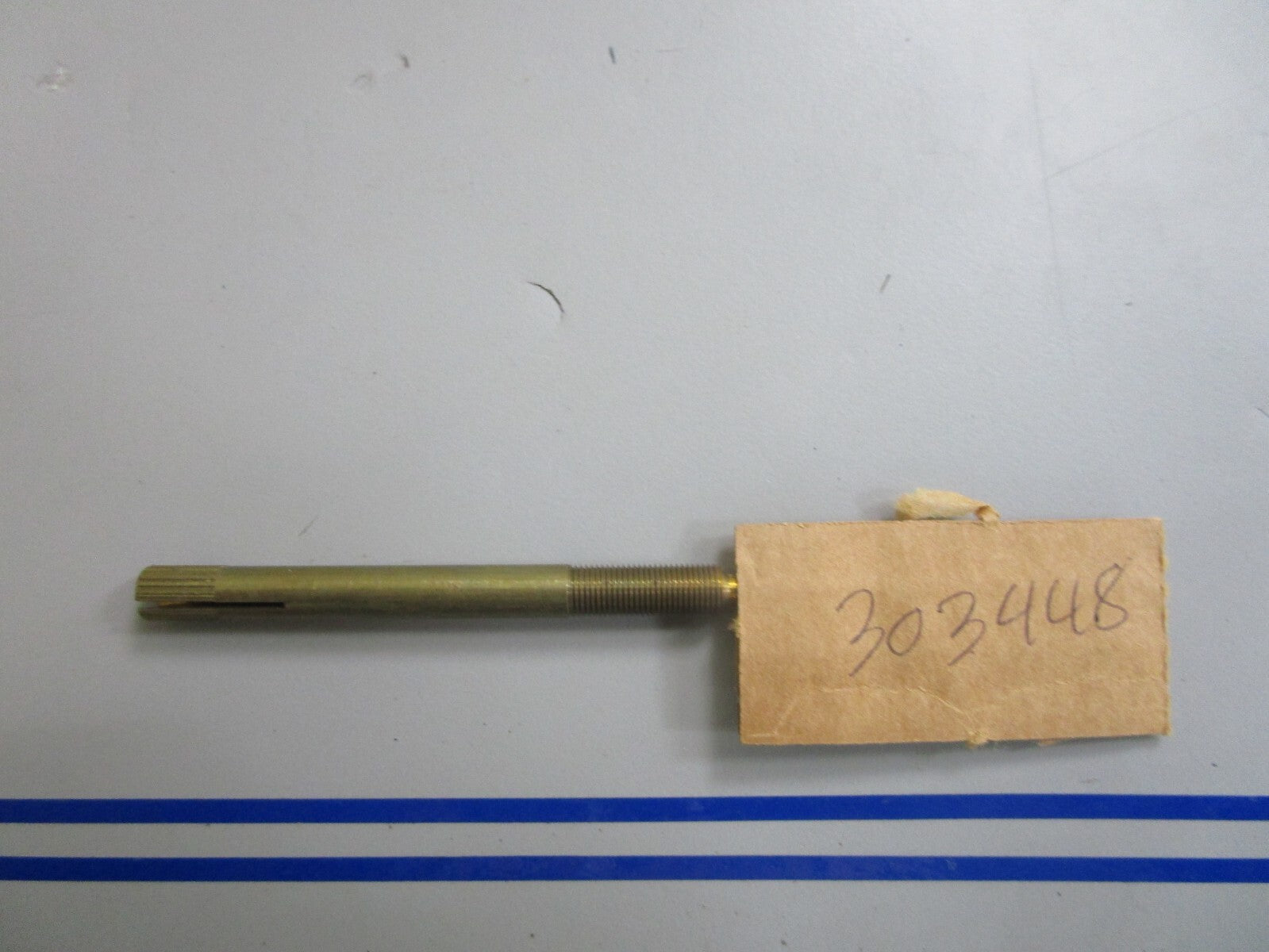 *NEW OEM* 0810 OMC Johnson Evinrude Needle Valve 303448 0303448