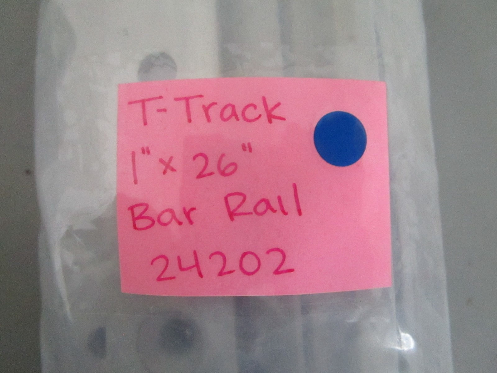 *NEW* 0820 T-Track 1" x 26" Bar Rail 24202