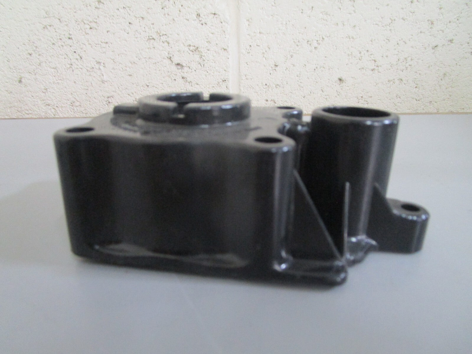 *NEW OEM* 0820 Mercury Quicksilver Water Pump Body Kit 46-817978A2
