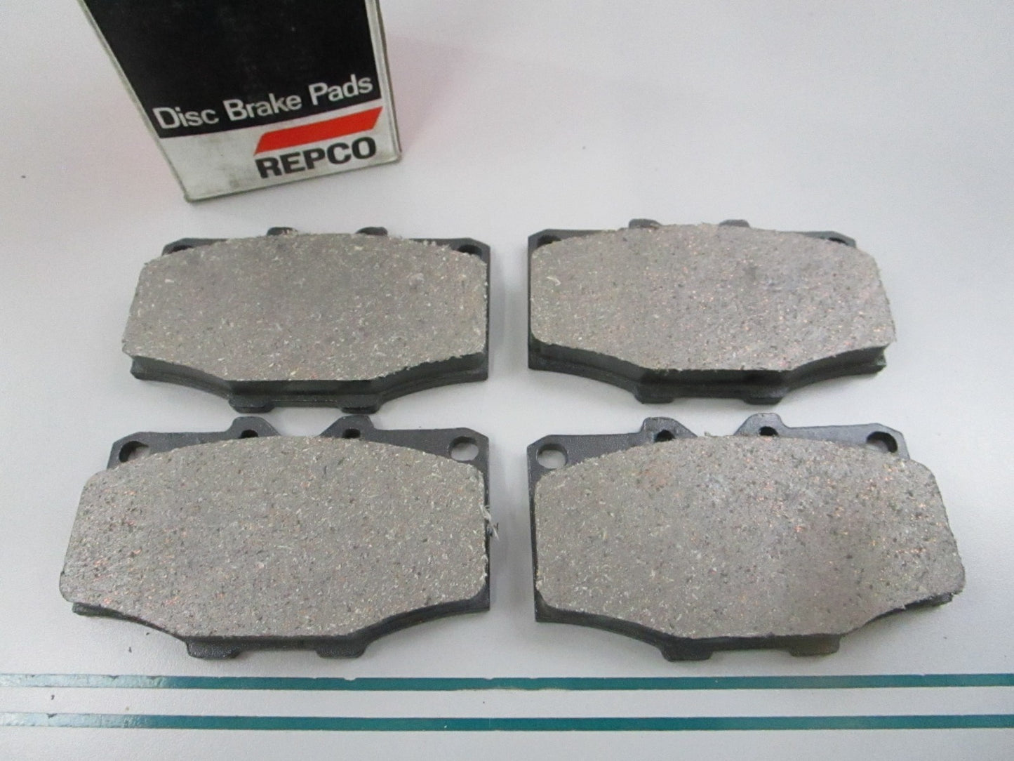 NEW D252D Repco Disc Brake Pad Set 0810
