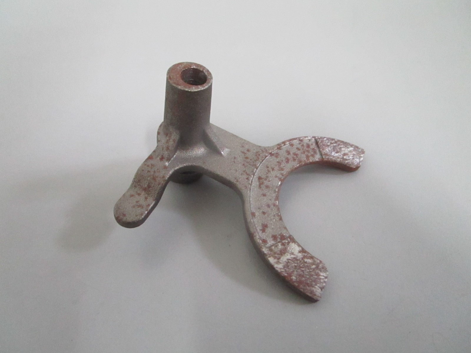 NEW OEM 0402-420 Arctic Cat Selector Fork 0820