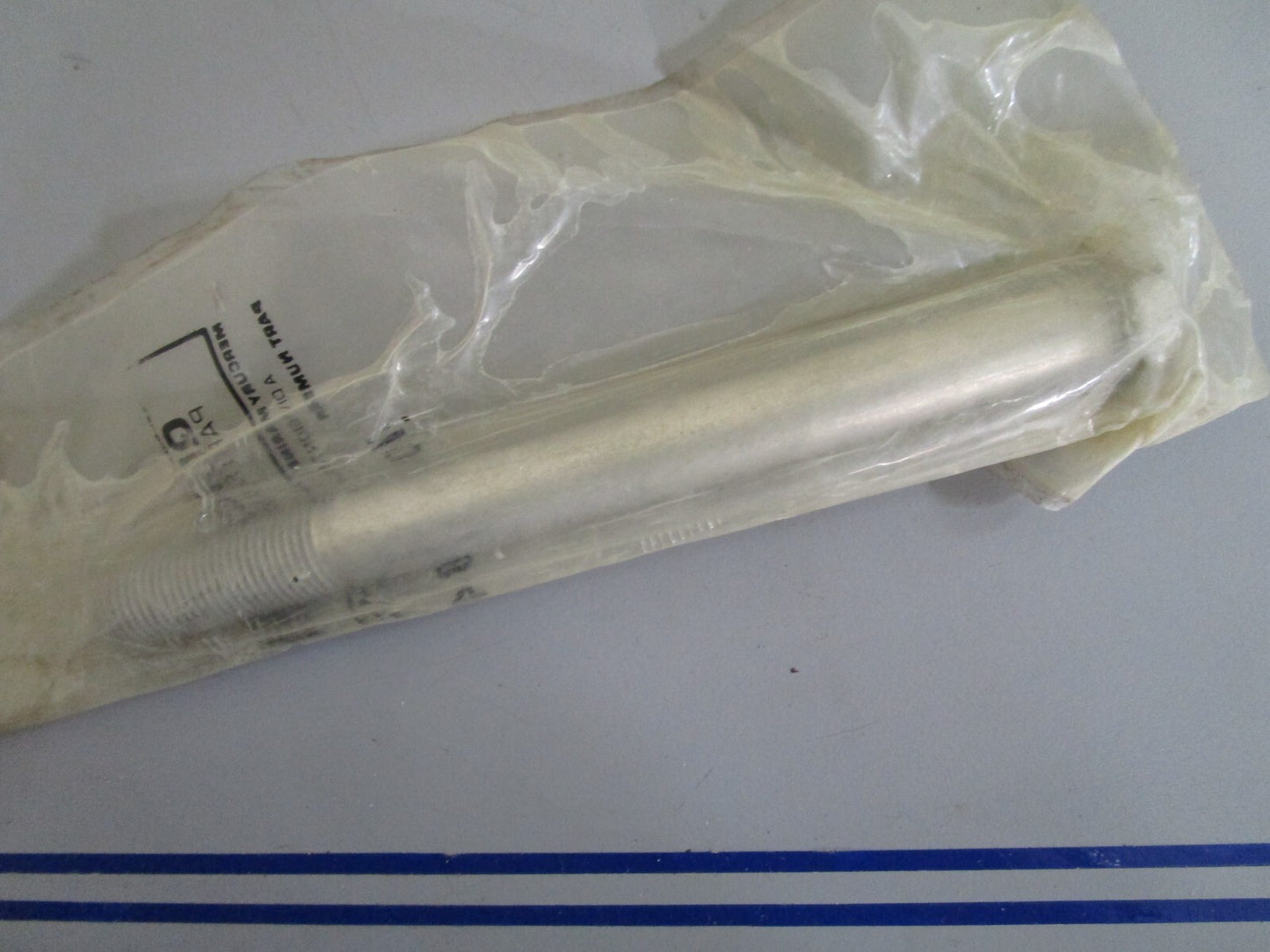 *NEW OEM* 0820 Mercury Quicksilver Screw 10-75284