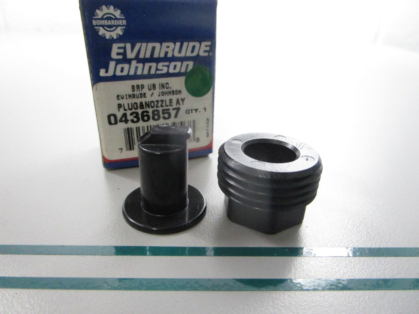 NEW OEM 436857 0436857 OMC Johnson Evinrude Plug & Nozzle Assembly 0810