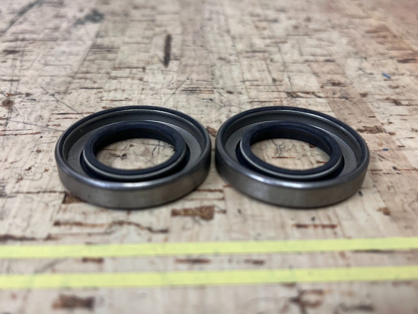 *NEW OEM* (LOT OF 2) 0720 OMC Johnson Evinrude Seal 302564 0302564