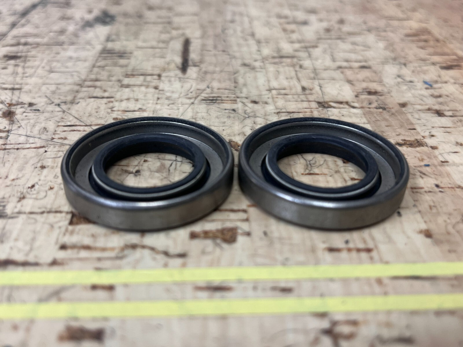 *NEW OEM* (LOT OF 2) 0720 OMC Johnson Evinrude Seal 302564 0302564