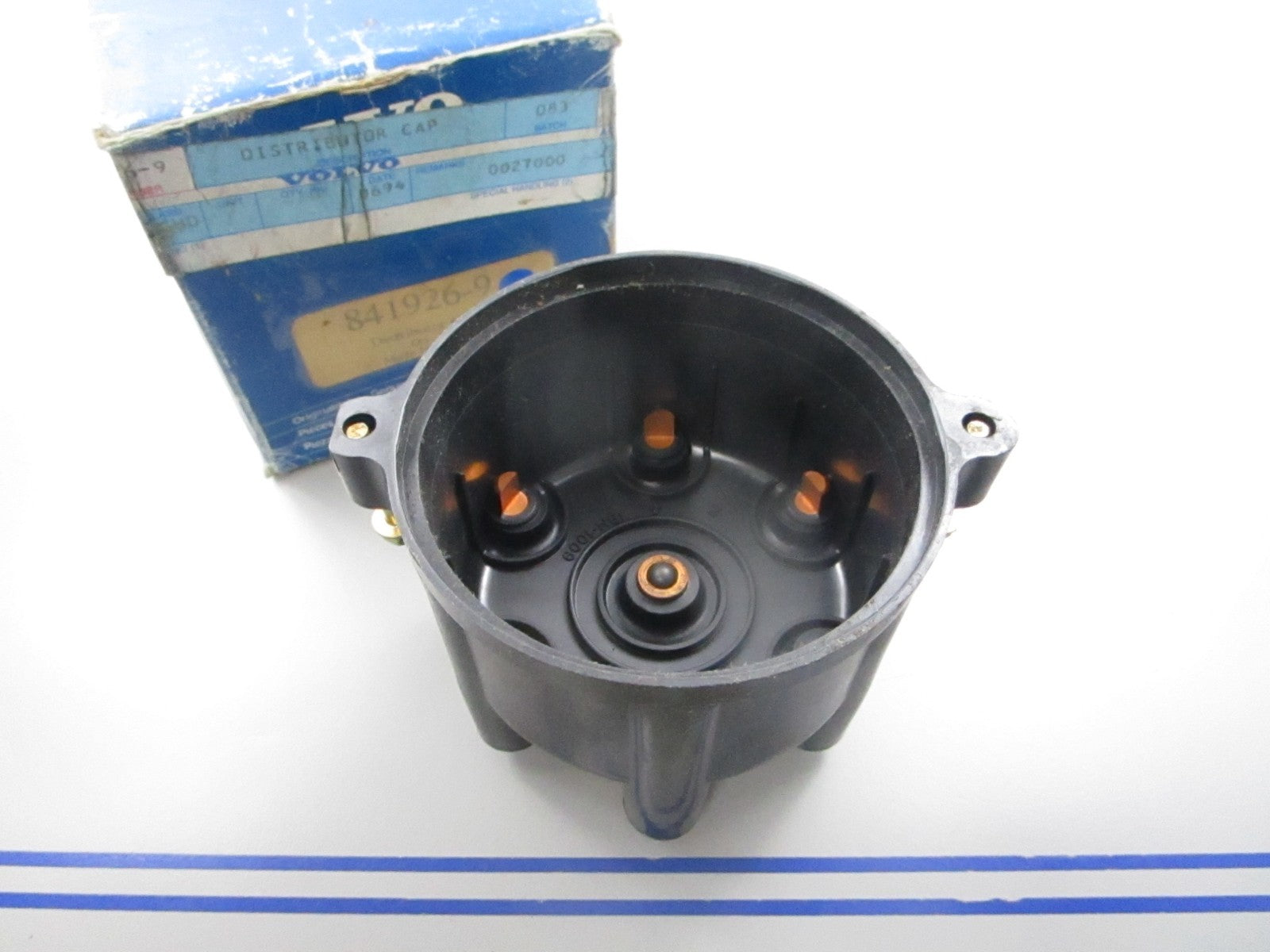 NEW OEM 841926-9 Volvo Penta Distributor Cap 0810
