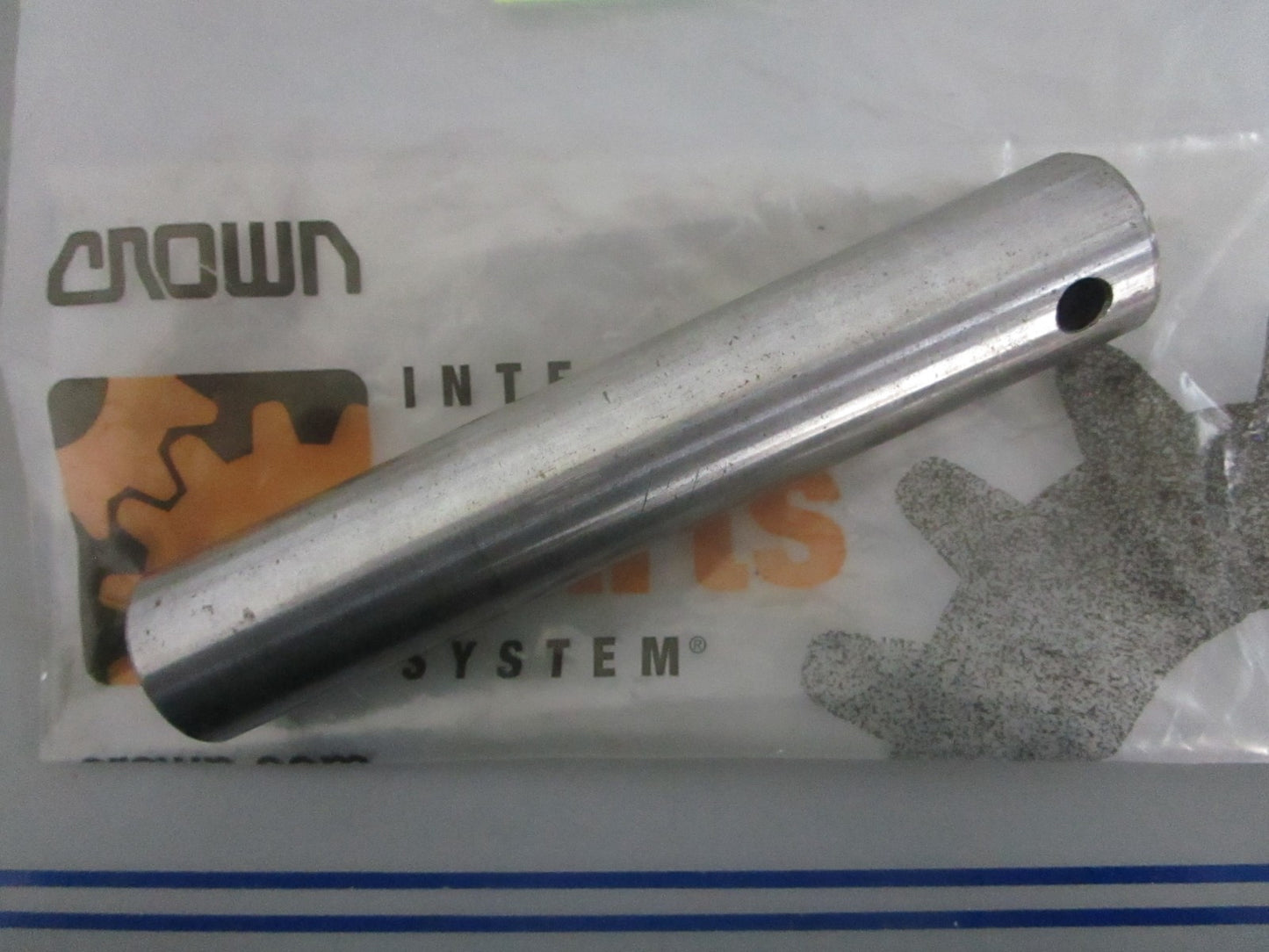 NEW OEM 122202 Crown Axle 0820