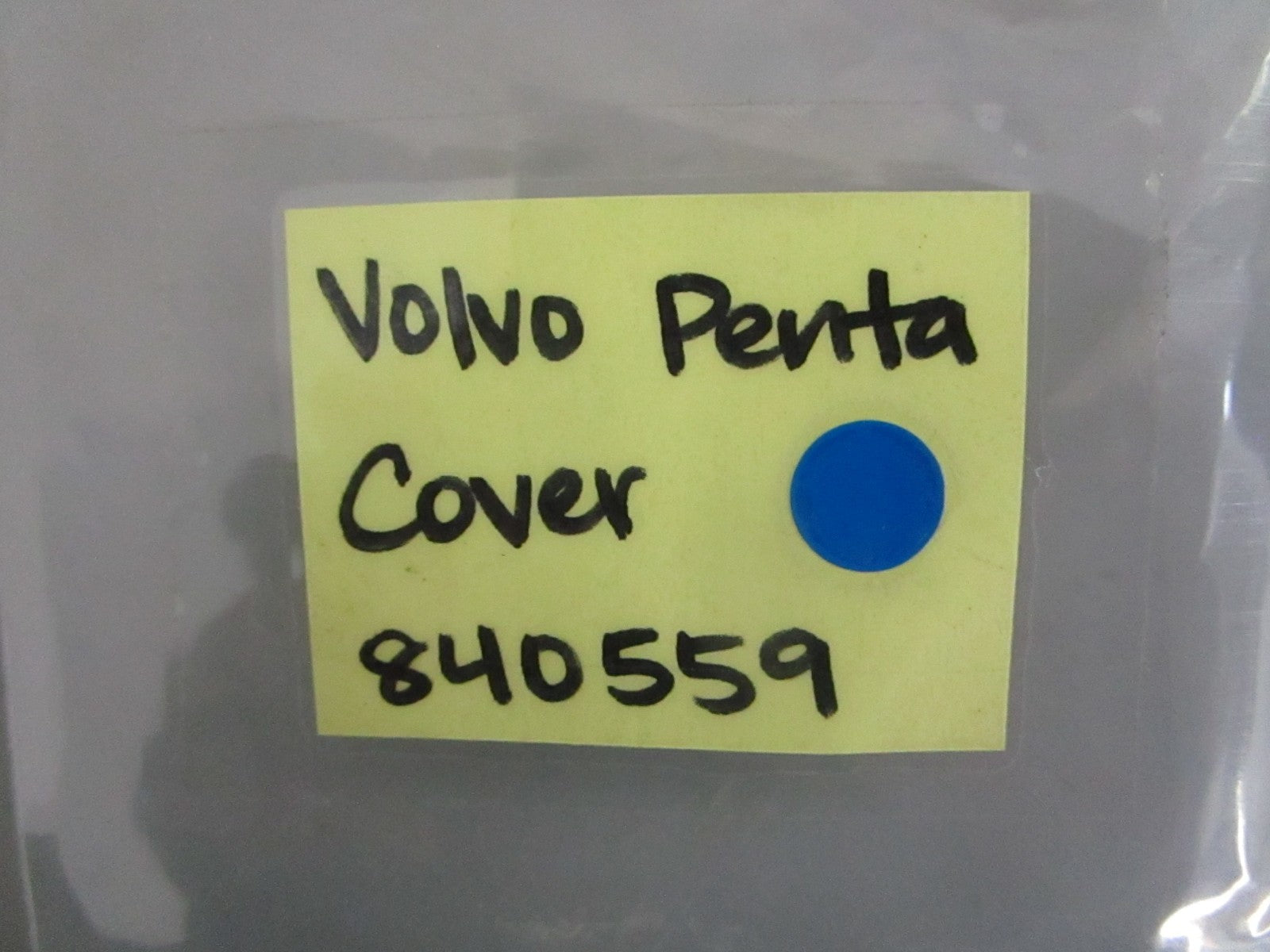 *NEW OEM* 0820 Volvo Penta Cover 840559