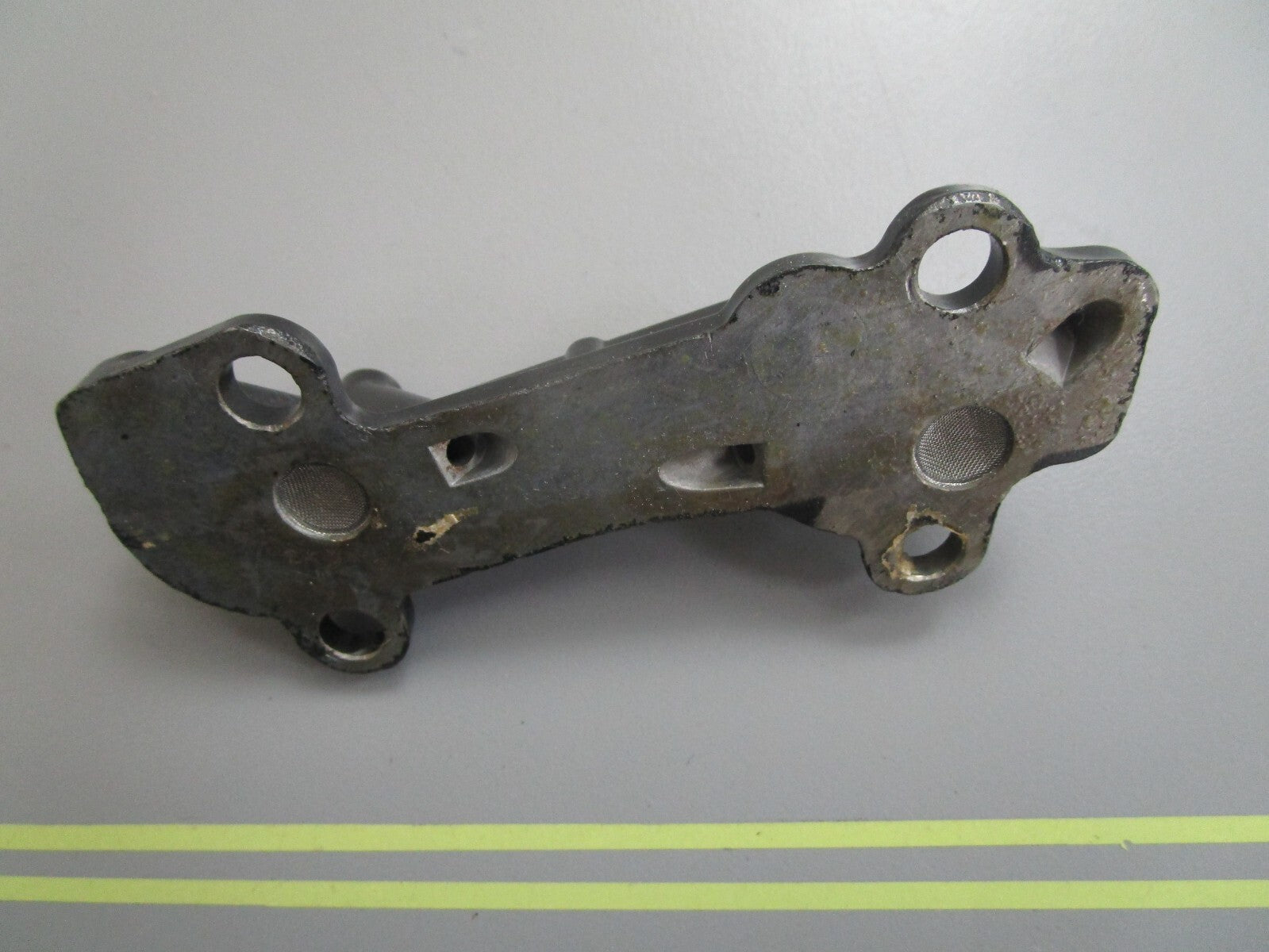 *NEW OEM* 0820 Mercury Quicksilver Cylinder Cover Assy FA429471