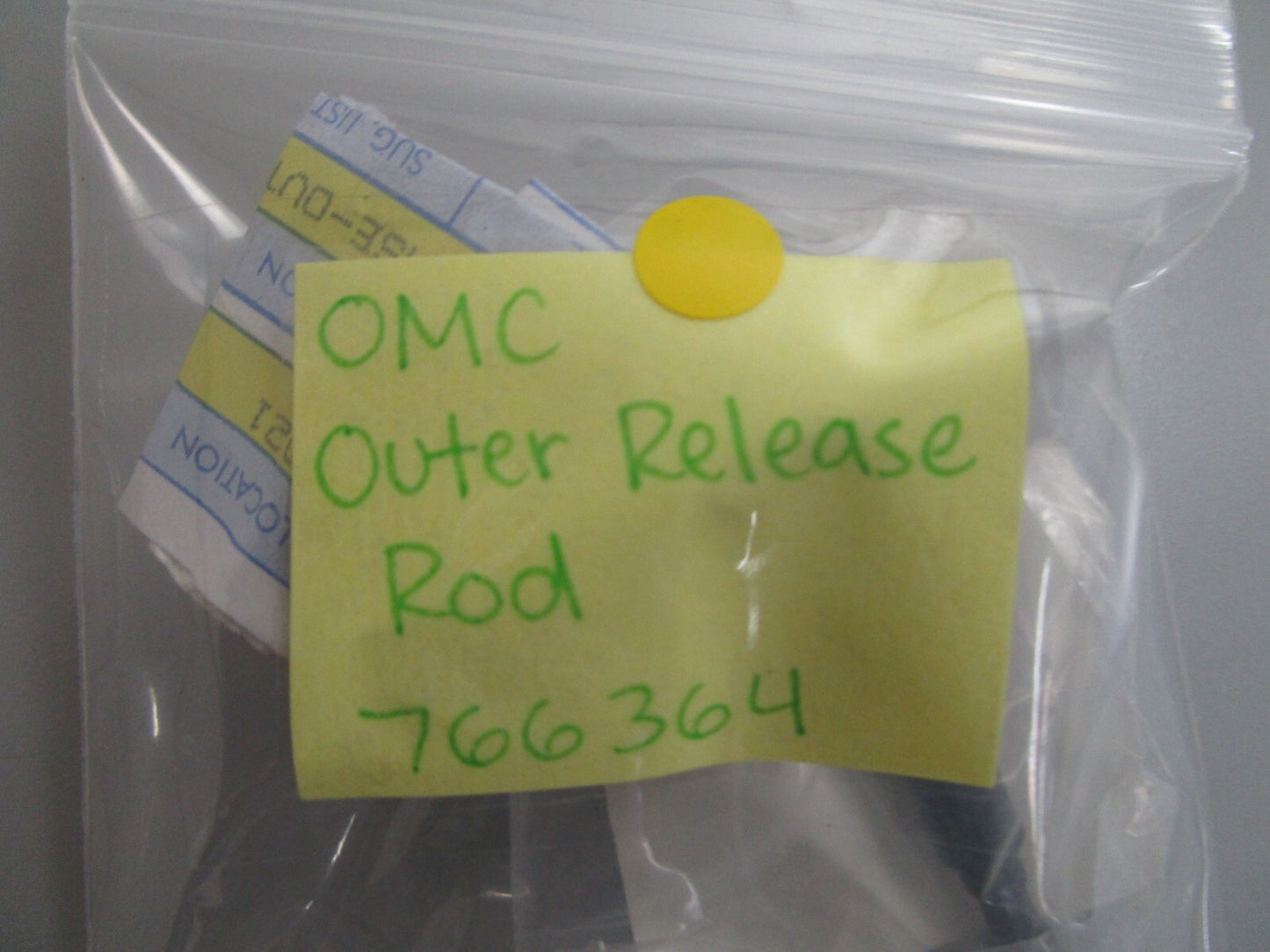 *NEW OEM* 0810 OMC Johnson Evinrude Outer Release Rod 766364 0766364