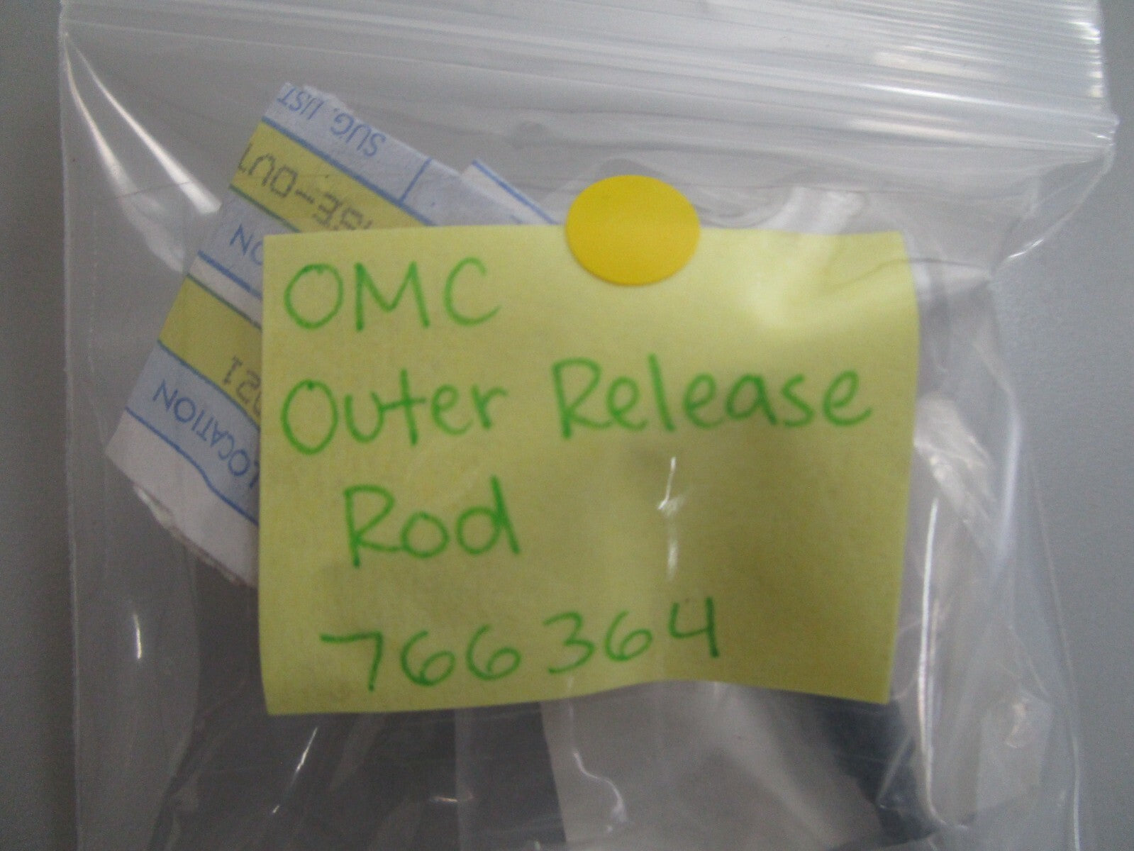 *NEW OEM* 0810 OMC Johnson Evinrude Outer Release Rod 766364 0766364