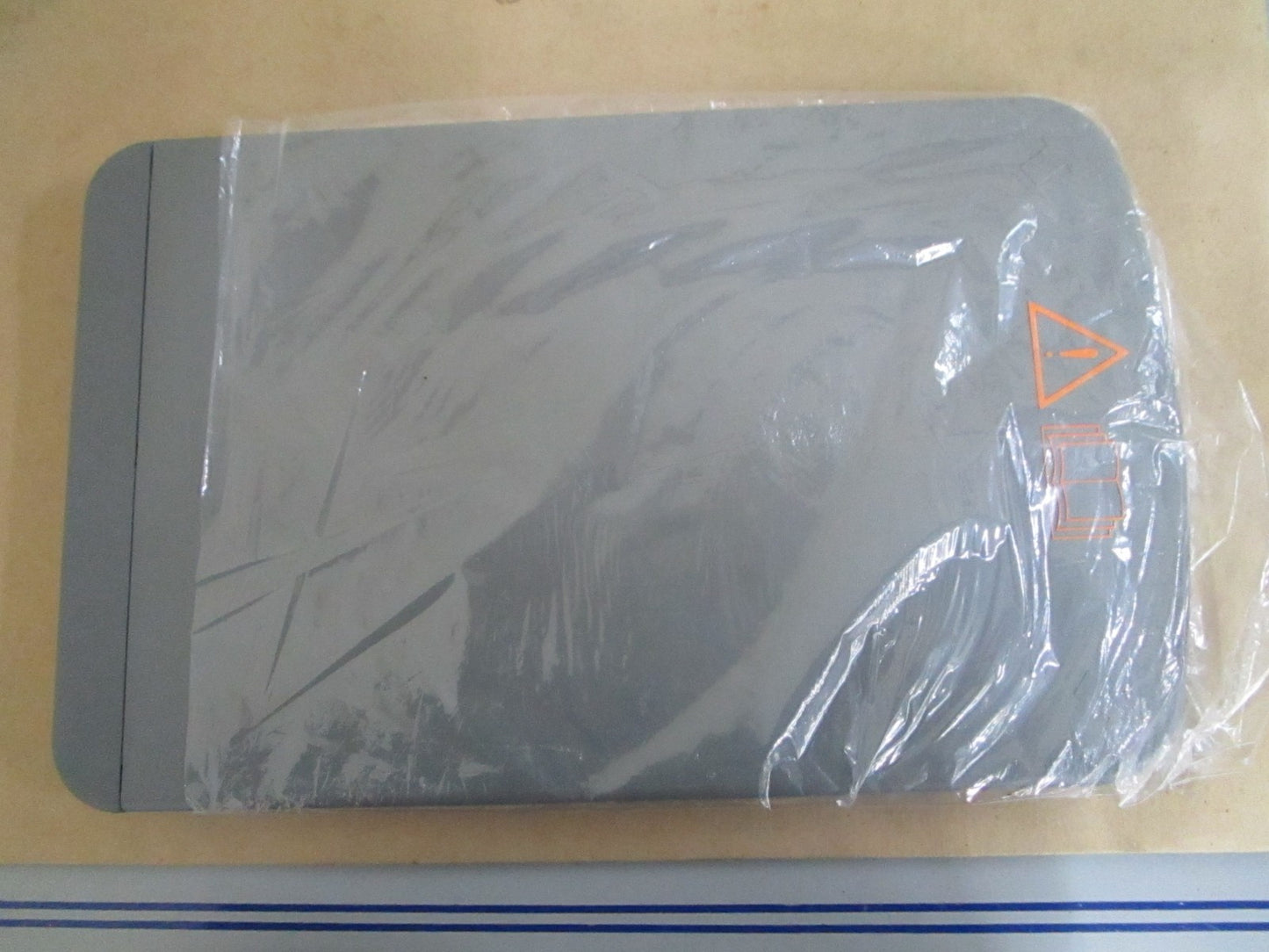 *NEW OEM* 0820 Bobcat Container 6719503