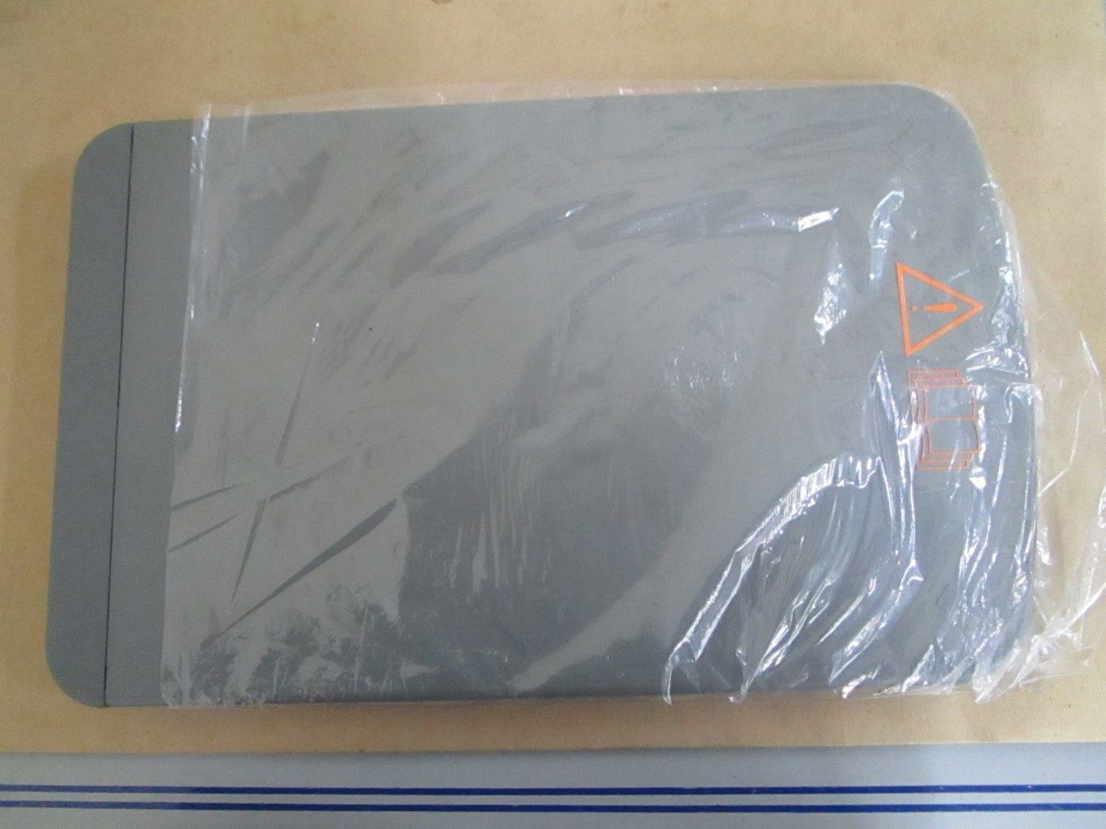 *NEW OEM* 0820 Bobcat Container 6719503