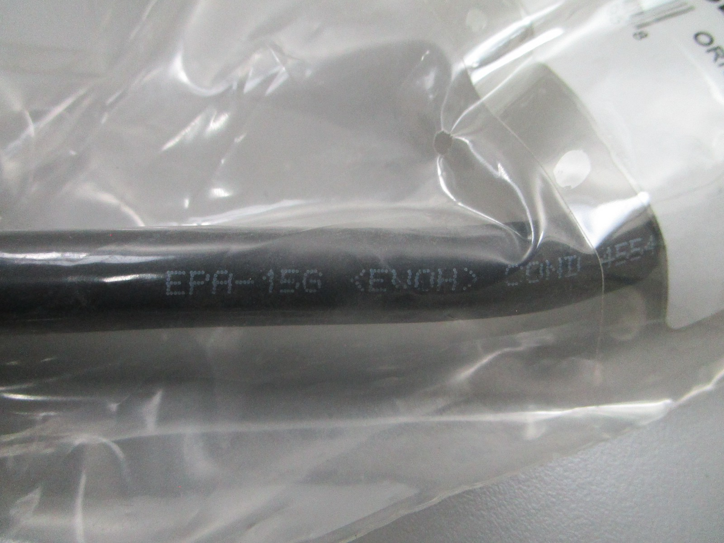 *NEW OEM* 0810 Mercury Quicksilver Hose Assembly 32-8M0203766