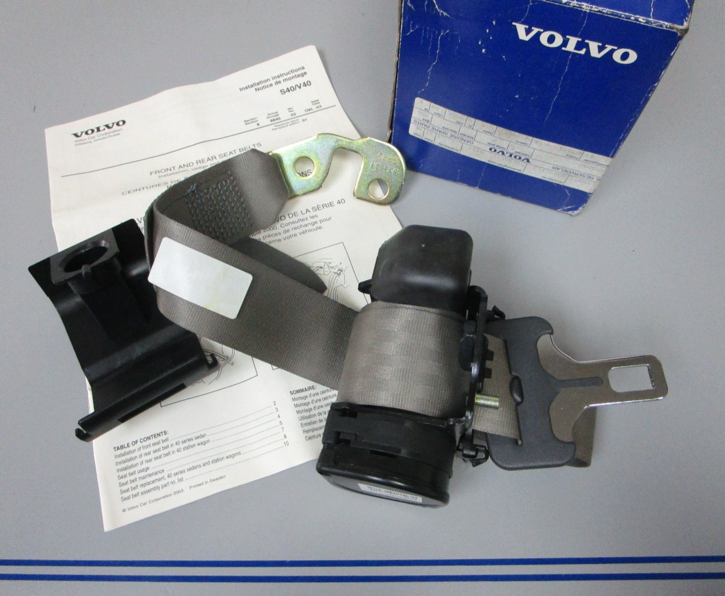 NEW OEM 30631112 Volvo Penta 2000- 2004 S40 Rear Center Seat Belt 0720