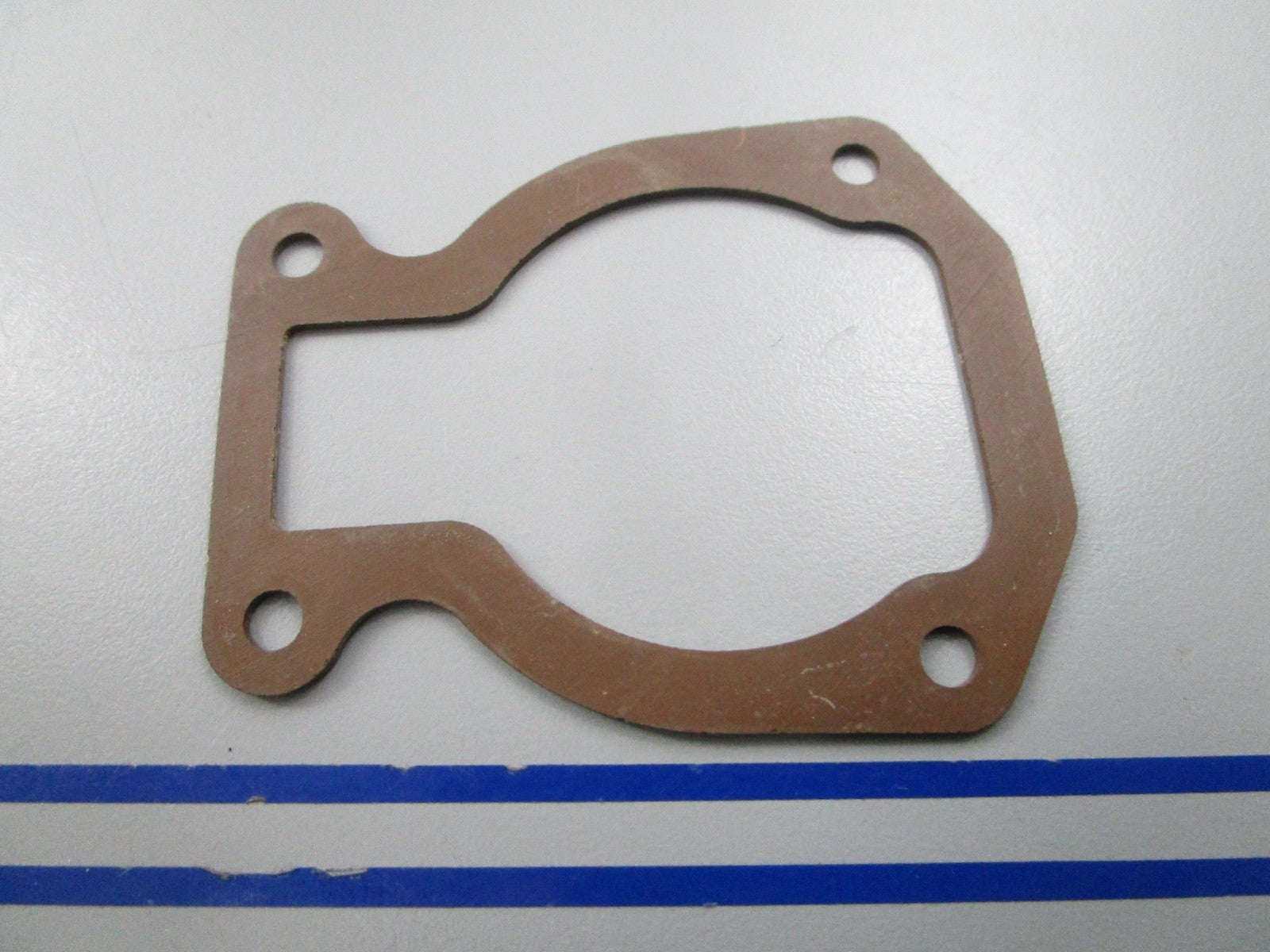 NEW OEM 331499 0331499 OMC Johnson Evinrude Gasket 0810