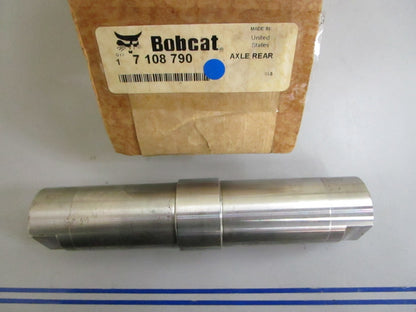 *NEW OEM* 0820 Bobcat Rear Axle 7108790