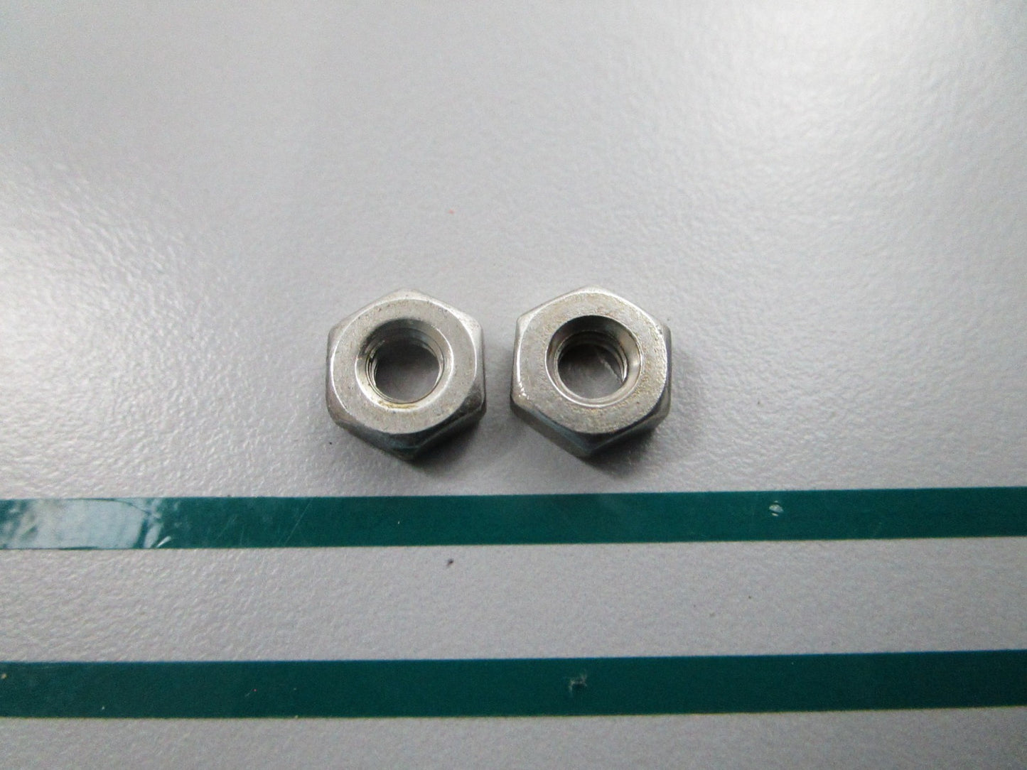 NEW OEM (LOT OF 2) 328712 0328712 OMC Johnson Evinrude Nut 0810