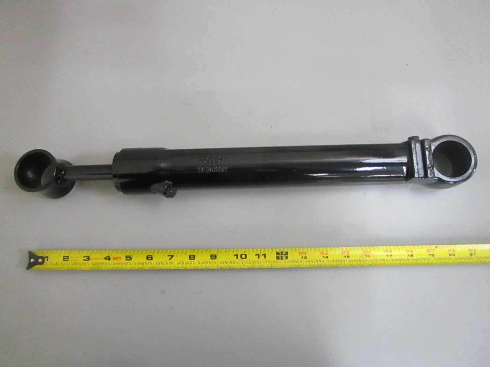 *NEW OEM* 0820 Mercury Quicksilver Alpha Port Trim Cylinder Assy 14035A3