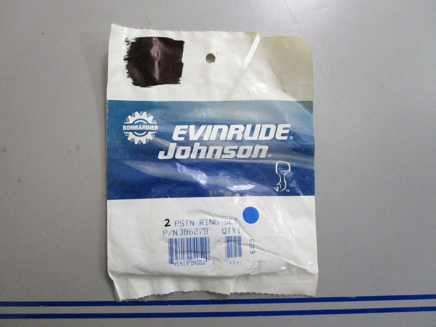 *NEW OEM* 0810 OMC Johnson Evinrude 2 Piston Ring Set 386279 0386279
