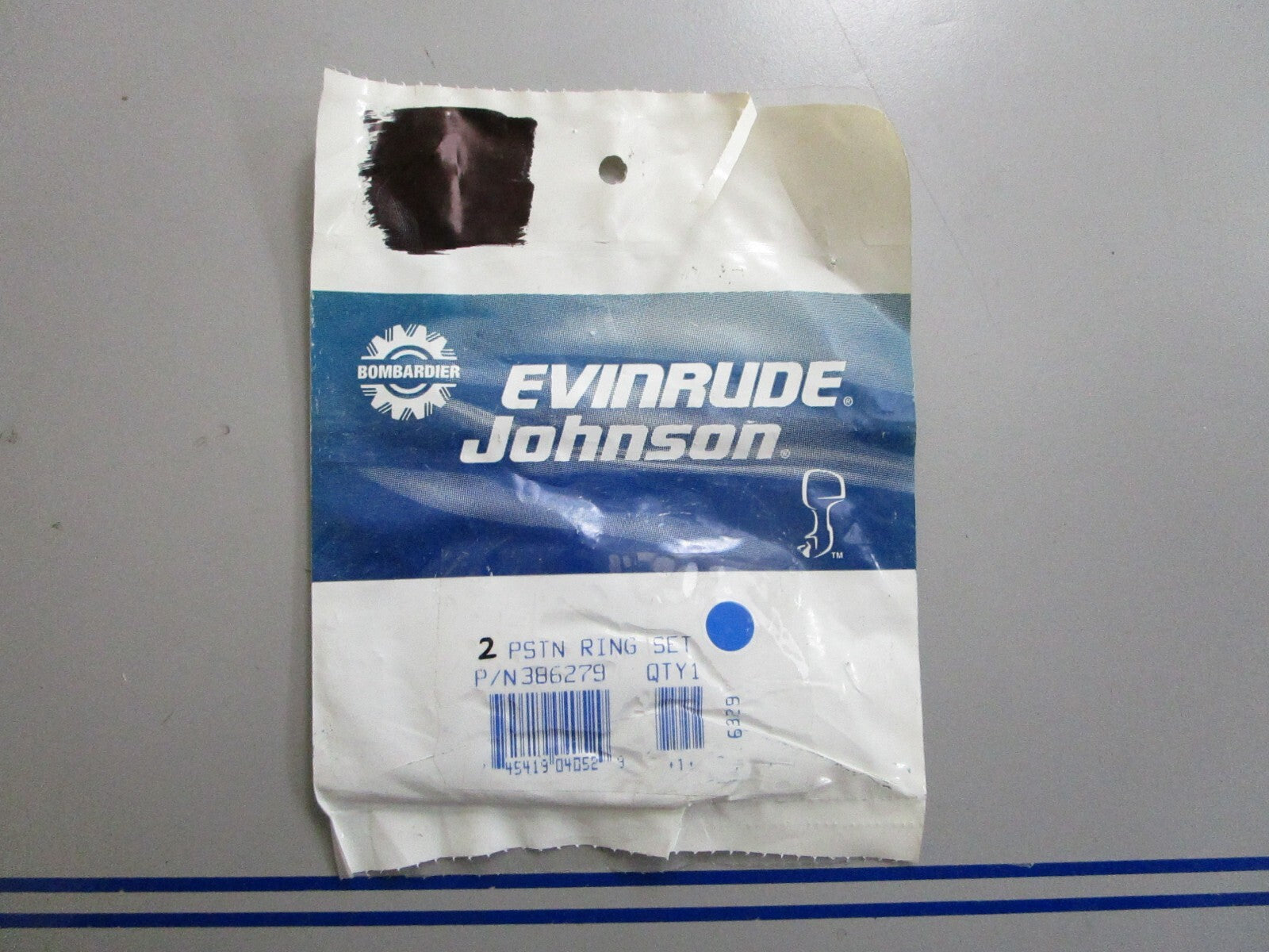 *NEW OEM* 0810 OMC Johnson Evinrude 2 Piston Ring Set 386279 0386279