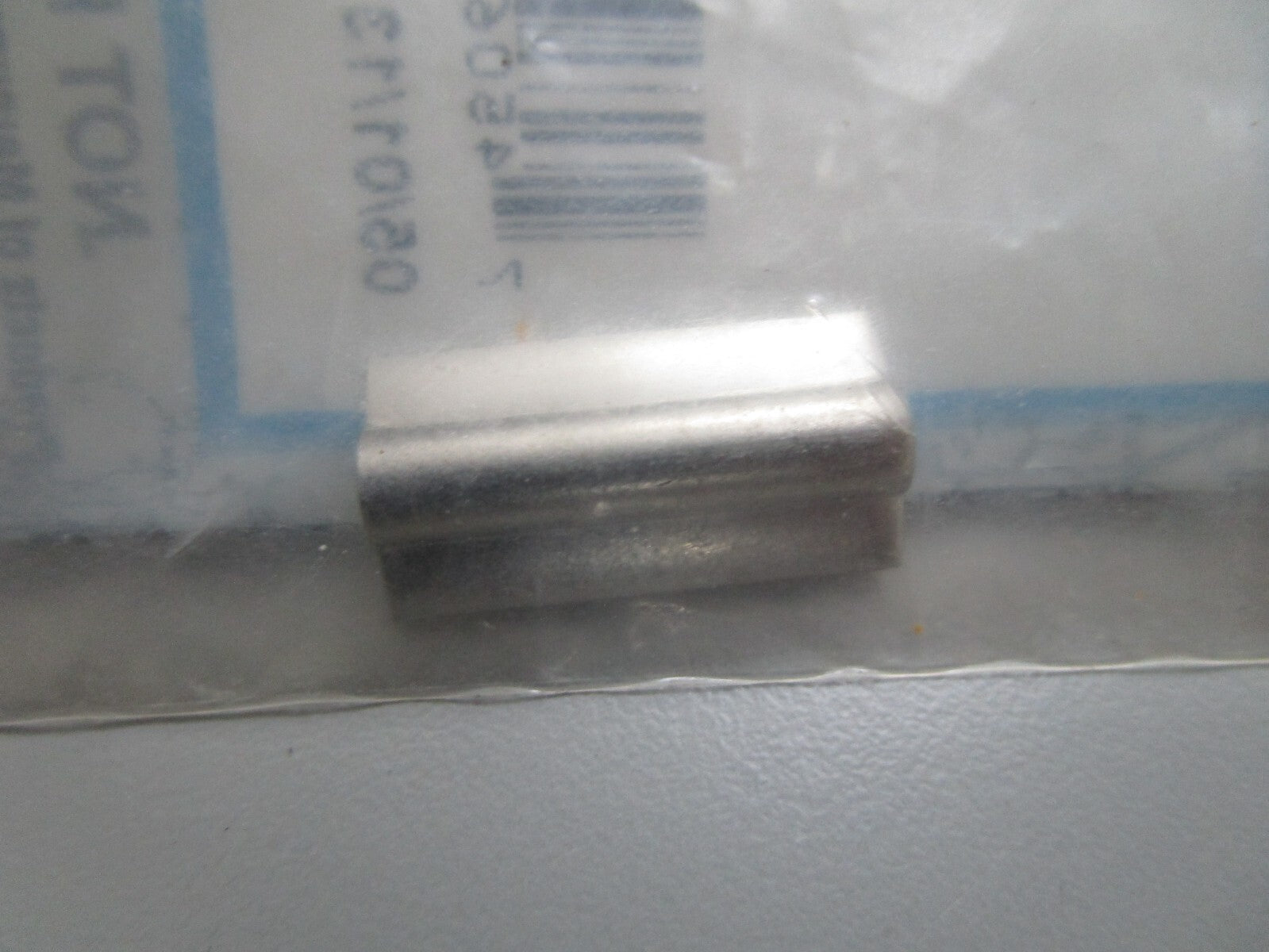*NEW OEM* 0810 Mercury Quicksilver Key 28-8M0032831