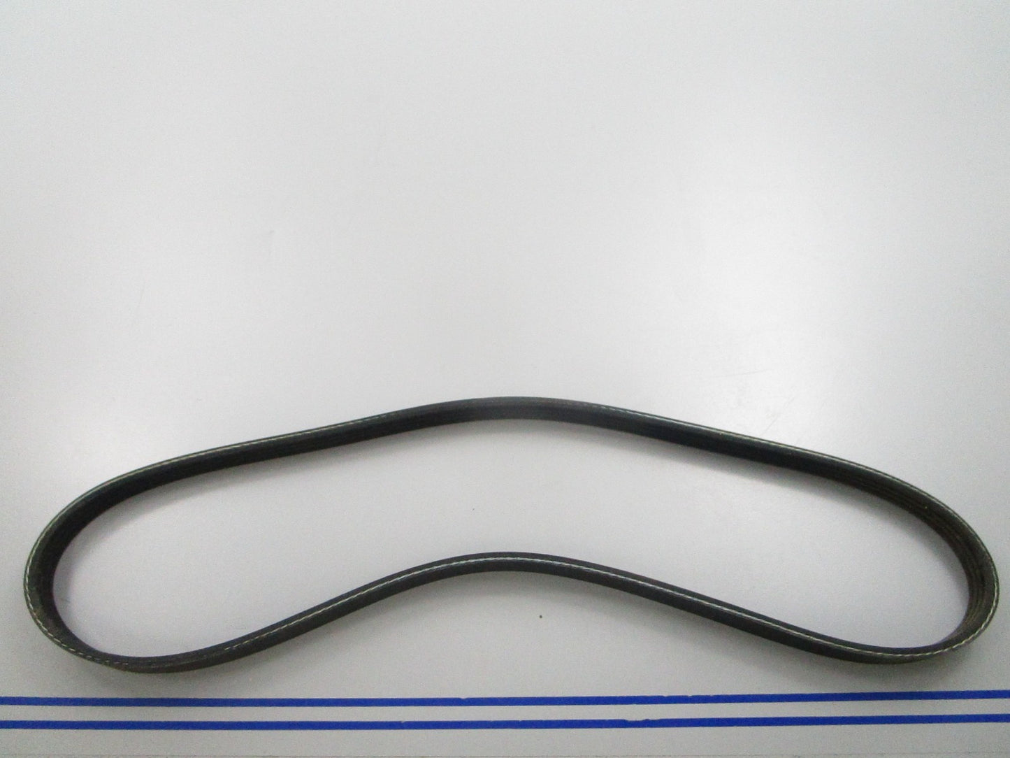 NEW K040325 Gates Micro-V Serpentine Belt 0810