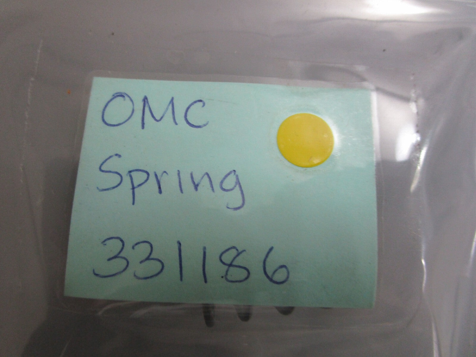 *NEW OEM* 0770 OMC Johnson Evinrude Spring 331186 0331186