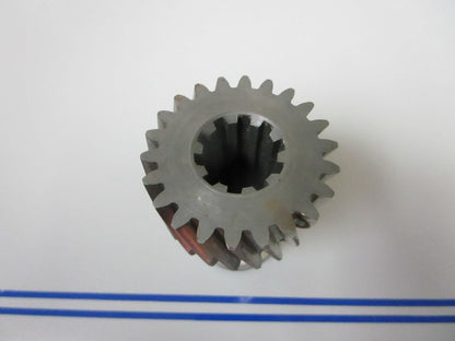 *NEW OEM* 0720 Volvo Penta Gear 827652