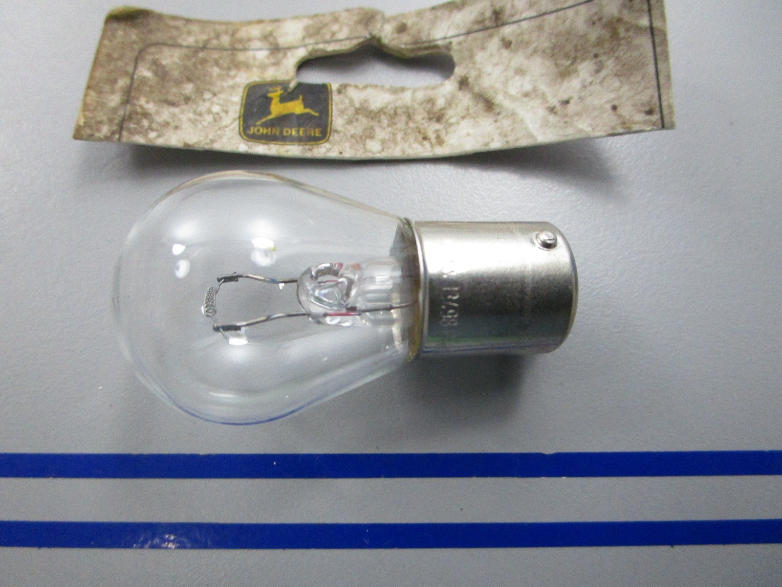 NEW OEM 57M7022 John Deere Light Bulb 0810