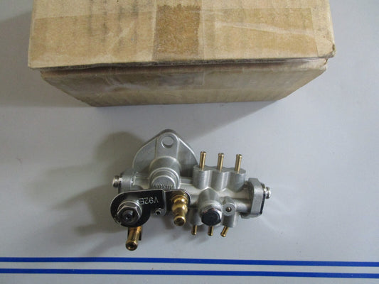 *NEW OEM* 0820 Suzuki Oil Pump Ay 16100-92E11