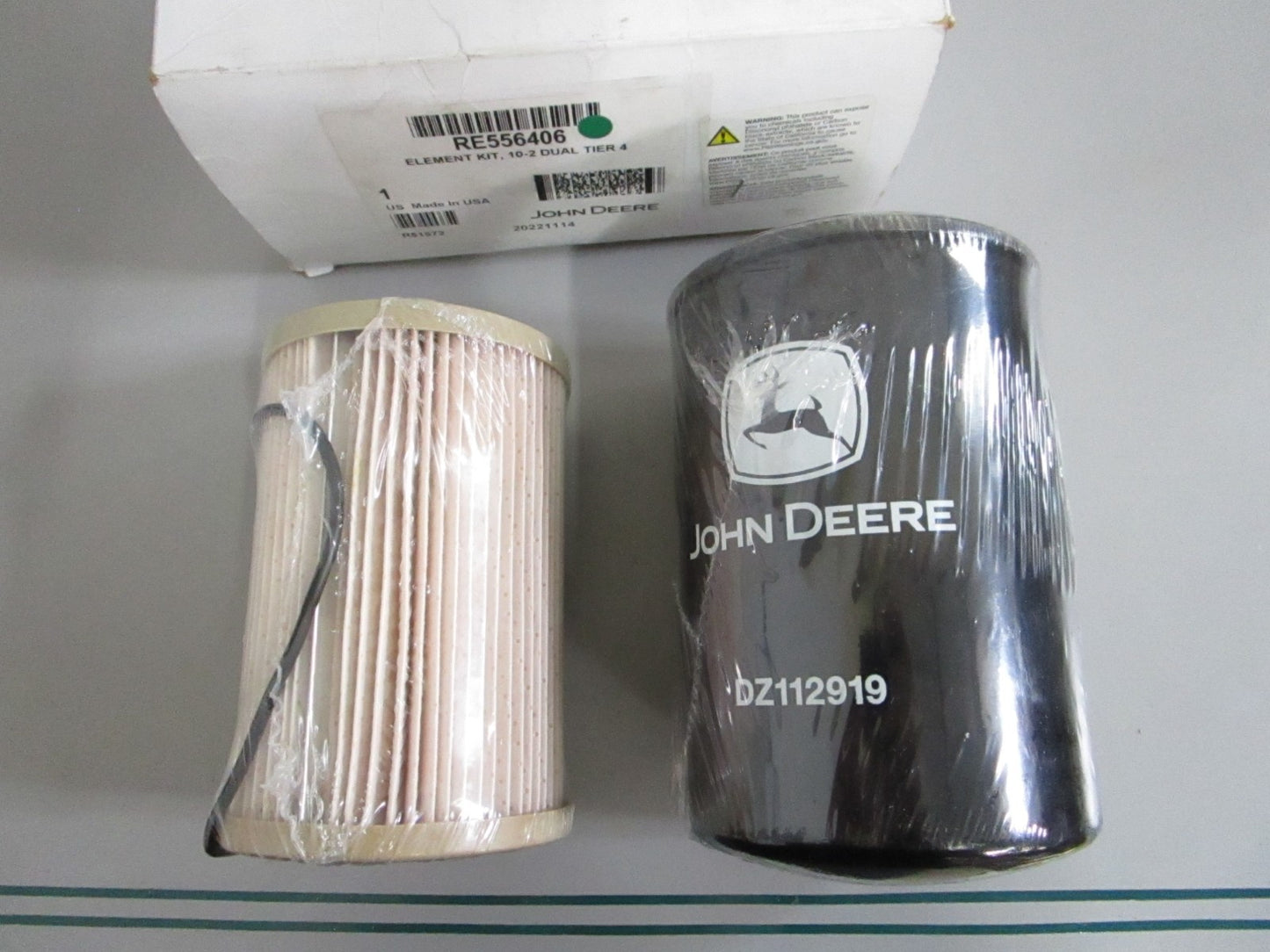 John Deere RE556406 Primary Final Fuel Filter Kit 10-2 Dual Tier 4 NEW OEM 0820