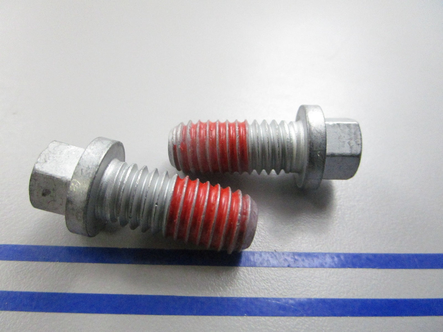 NEW OEM (LOT OF 2) 313715 0313715 OMC Johnson Evinrude Trim Tab Screw 0810