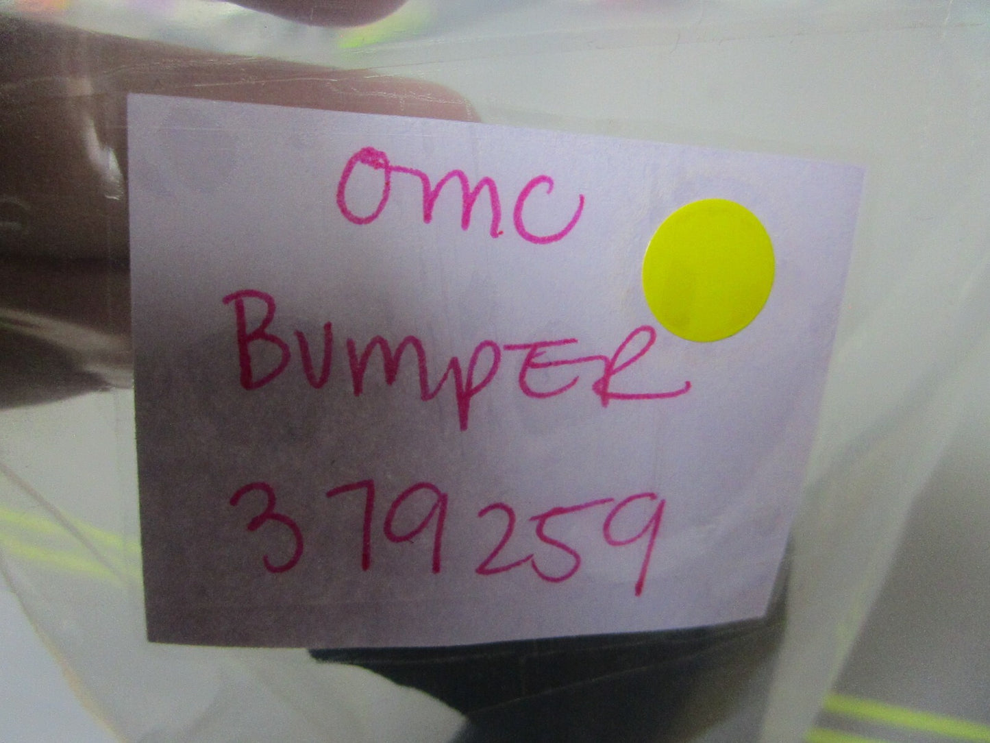 *NEW OEM* 0810 OMC Johnson Evinrude Bumper 379259 0379259