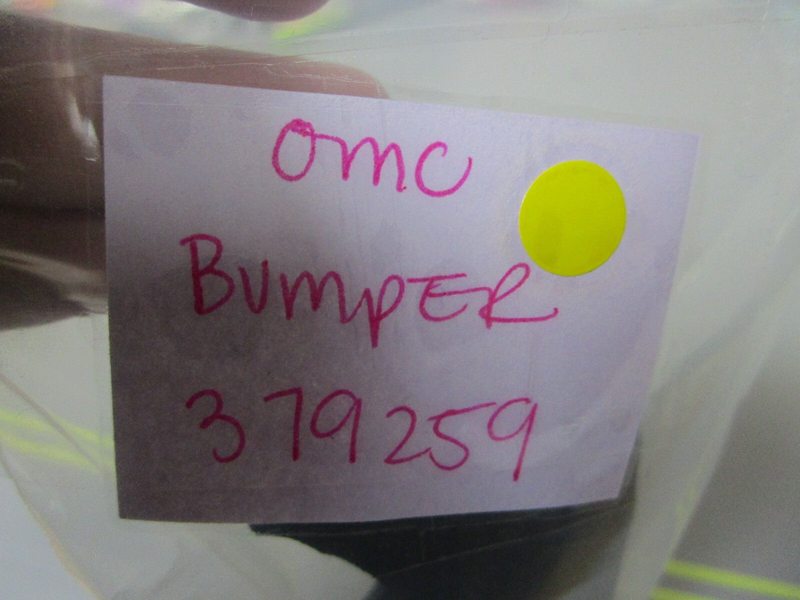 *NEW OEM* 0810 OMC Johnson Evinrude Bumper 379259 0379259