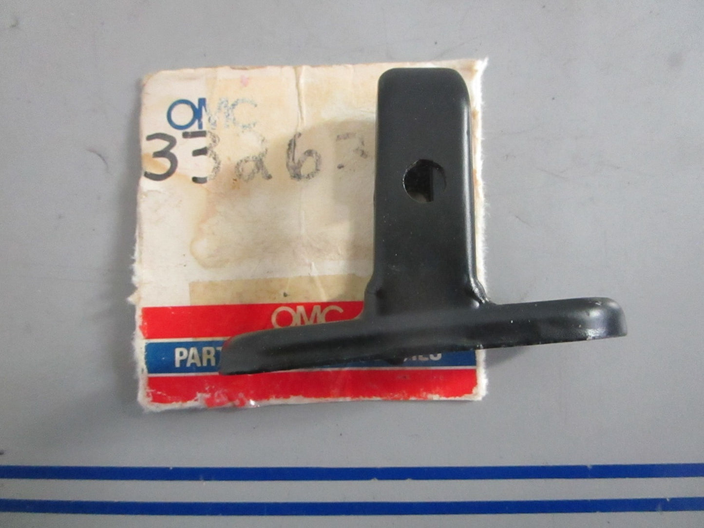 NEW OEM 332637 0332637 OMC Johnson Evinrude Anchor Block 0820