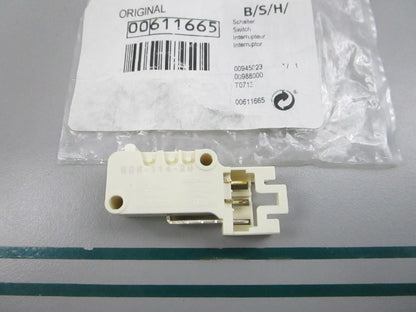 NEW OEM 00611665 Bosch Switch 0810