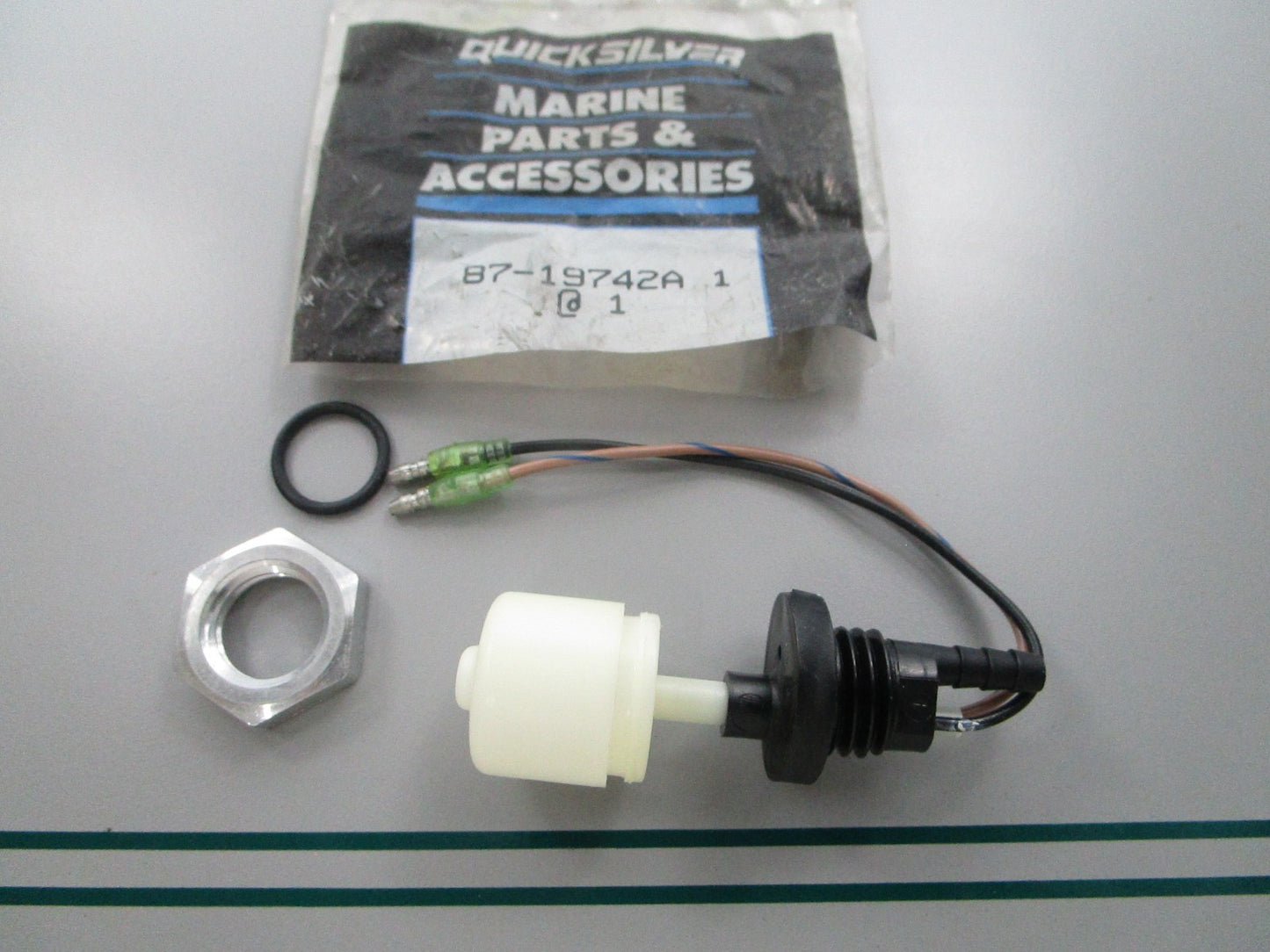NEW OEM 87-19742A1 Mercury Quicksilver Switch Assembly 0810