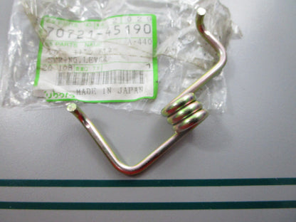 NEW OEM 70721-45190 Kubota Lever Spring 0810