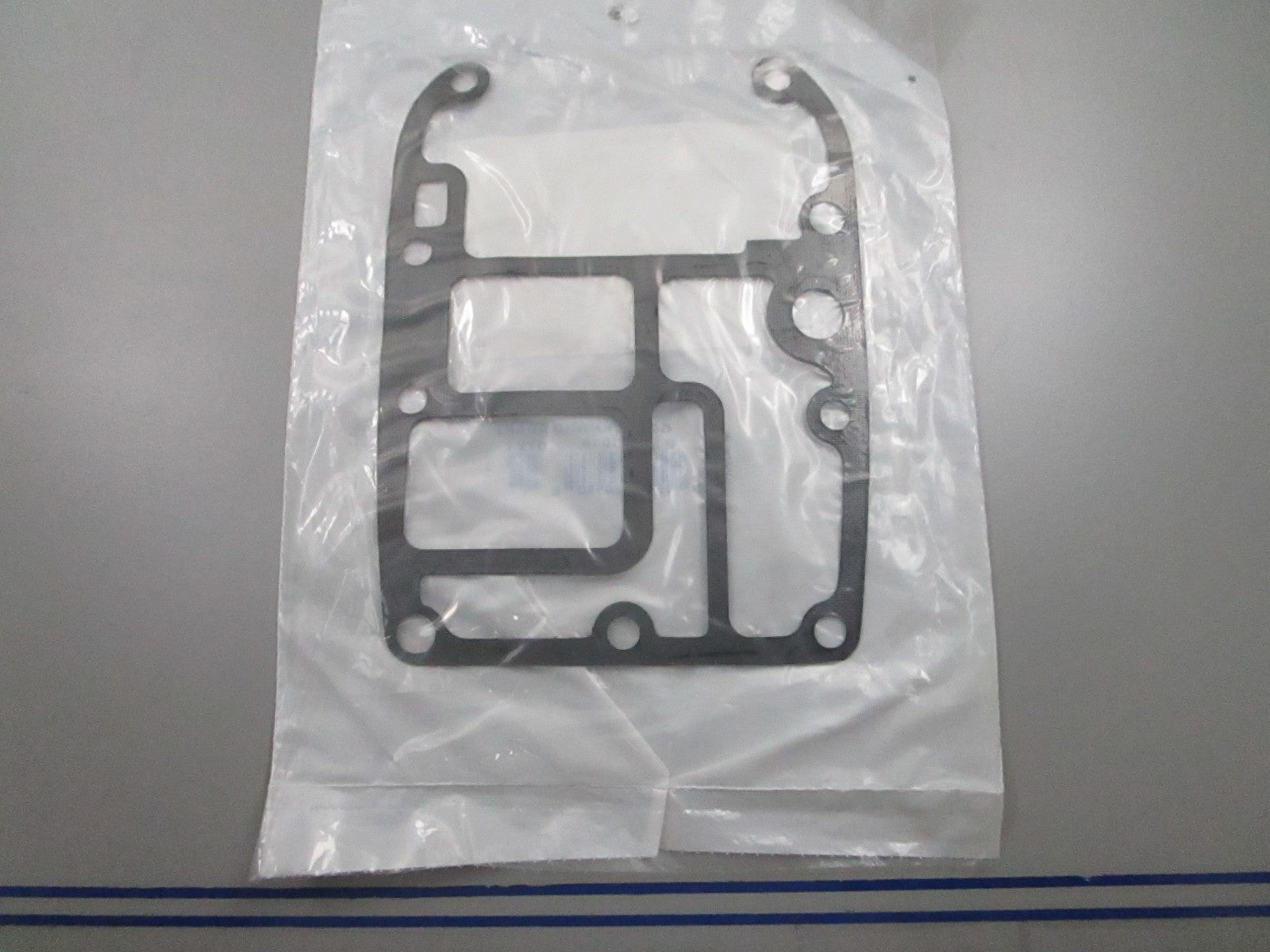 *NEW OEM* 0810 OMC Johnson Evinrude Powerhead Adapter Gasket 351018 0351018