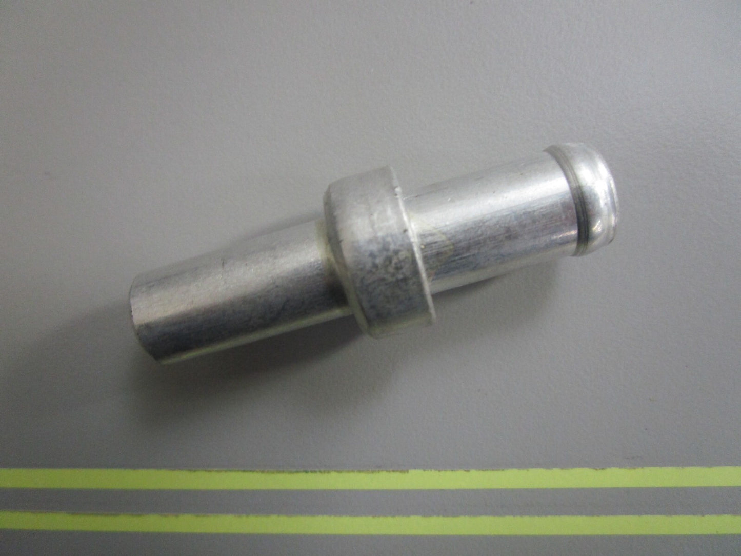 *NEW OEM* 0810 Volvo Penta Check Valve 3887102