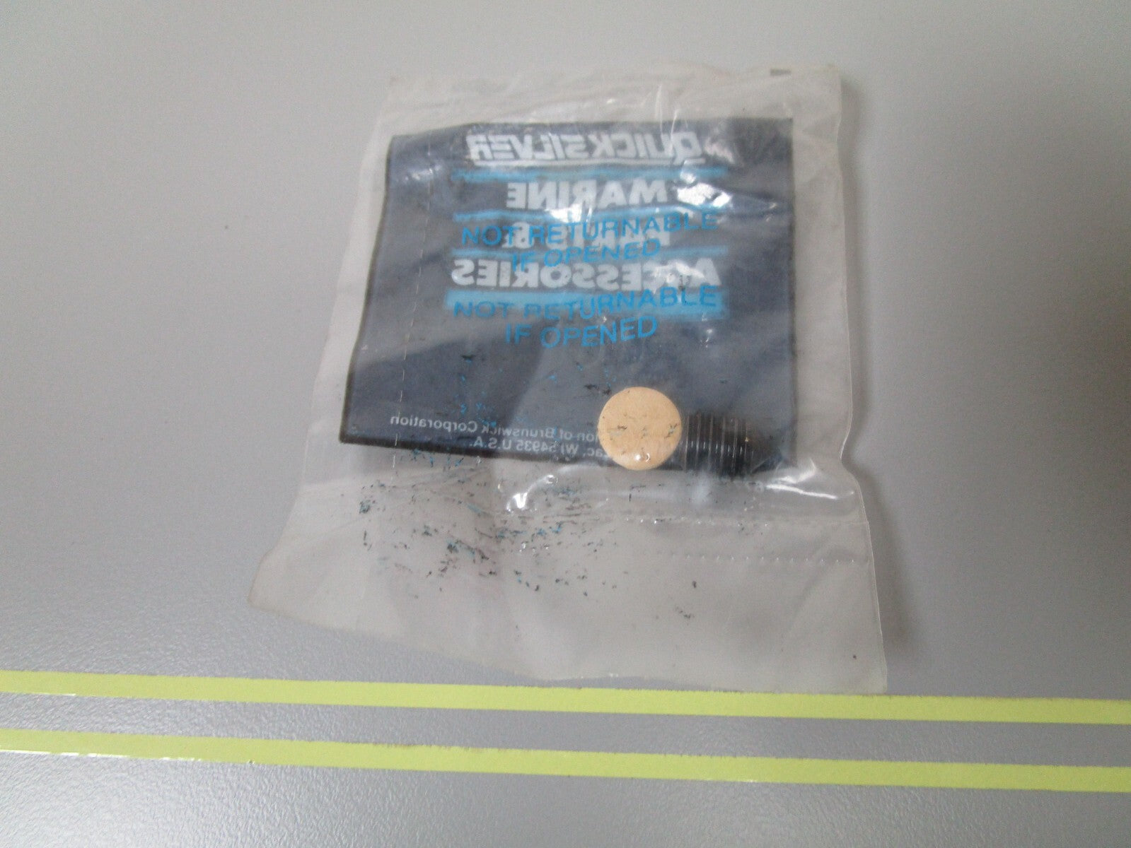 *NEW OEM* 0750 Mercury Quicksilver SCREW 10-69110