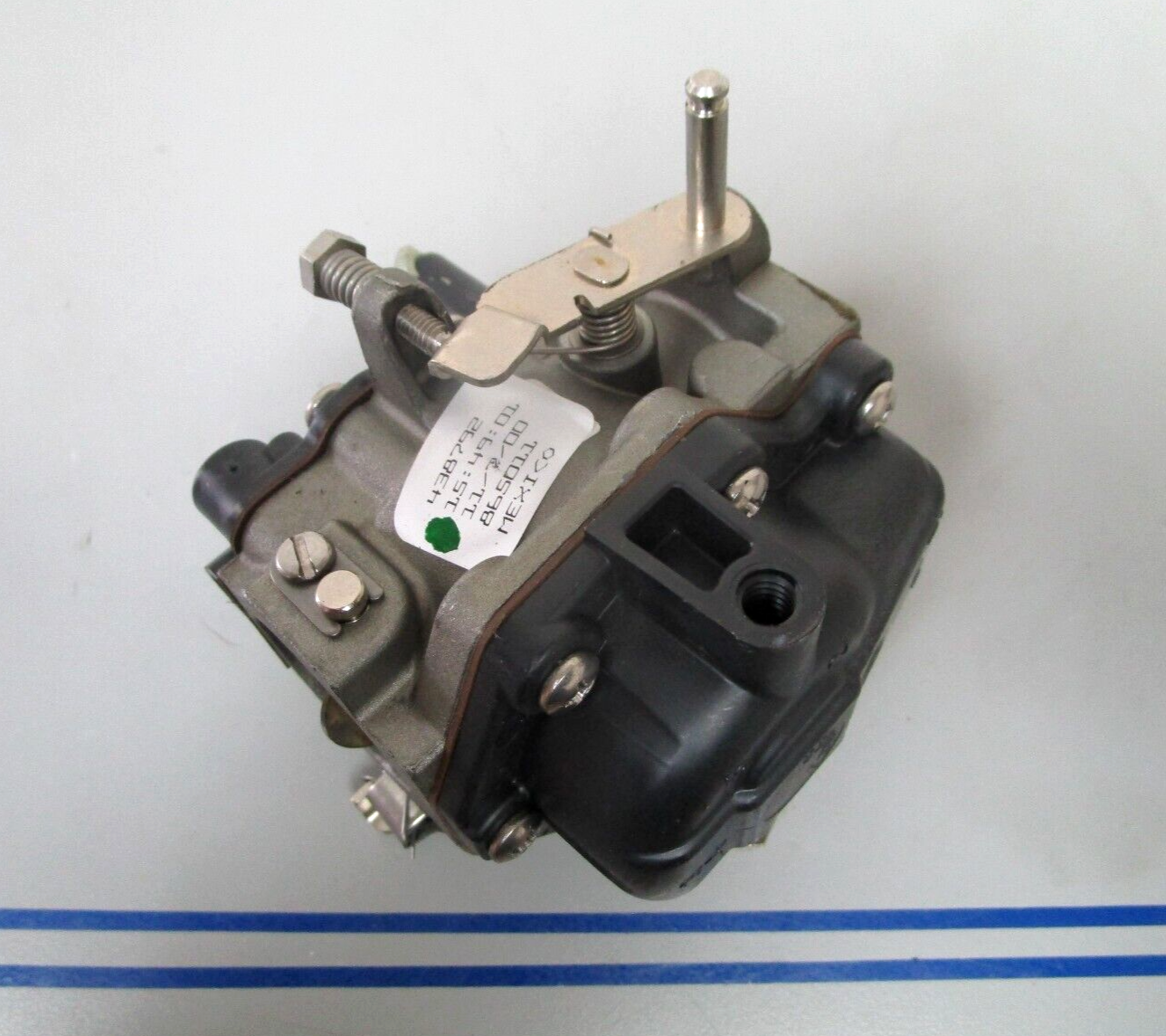 *NEW OEM* 0720 OMC Johnson Evinrude 9.9 10 15 hp Carburetor Assembly 438792