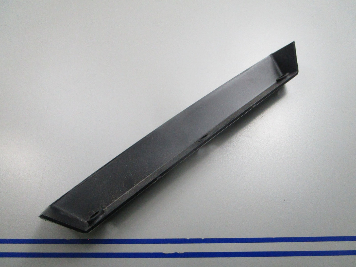 NEW OEM OMC Johnson Evinrude 329866 0329866 Mounting Bracket 0810
