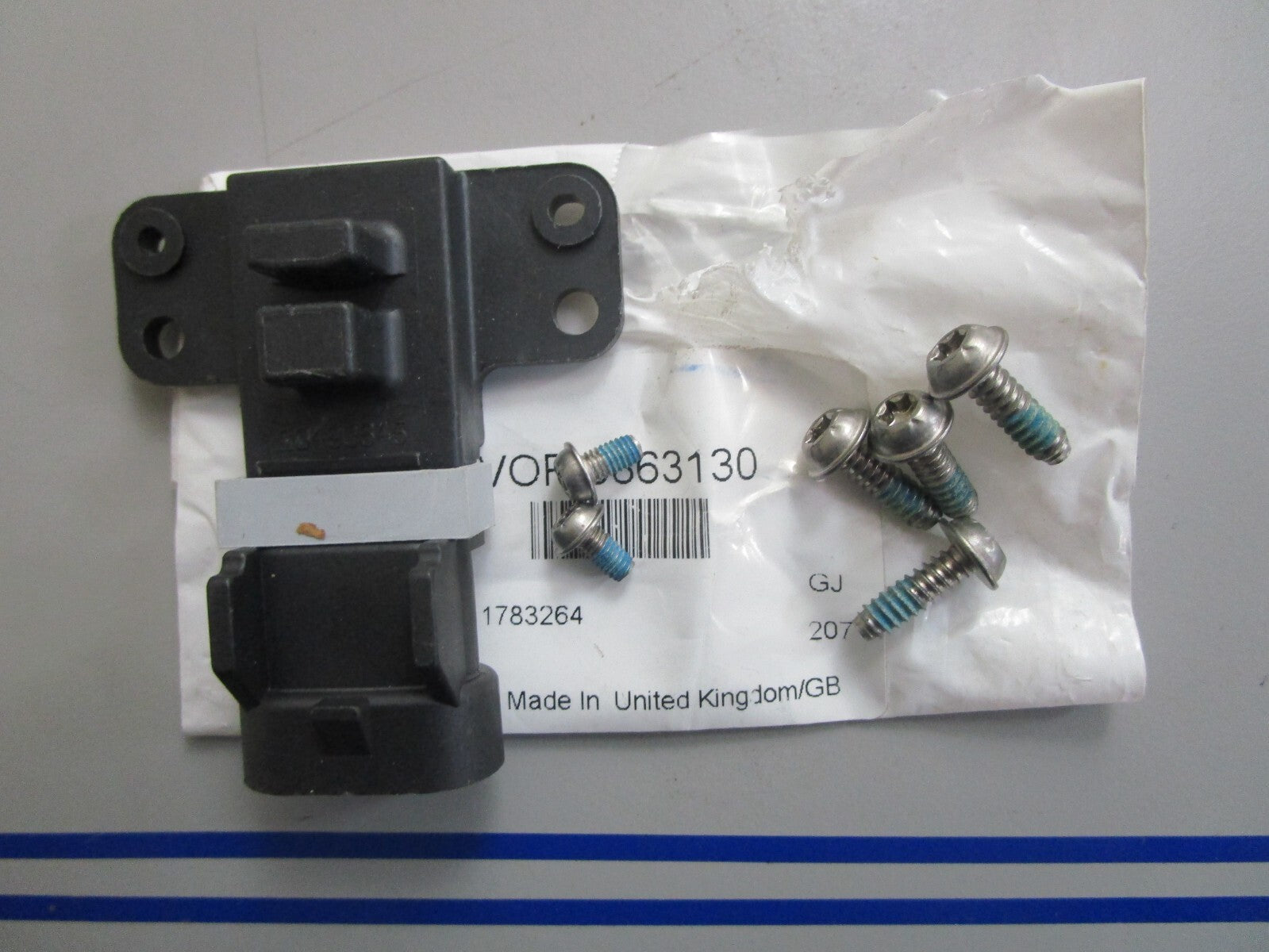 *NEW OEM* 0820 Volvo Penta Cam Position Sensor 3863130