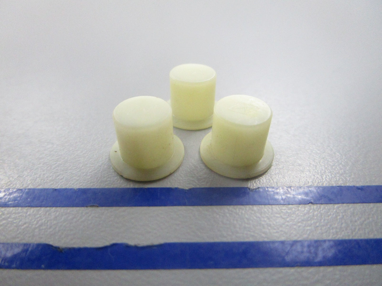 NEW OEM (LOT OF 3) 314585 0314585 OMC Johnson Evinrude Bushing 0810